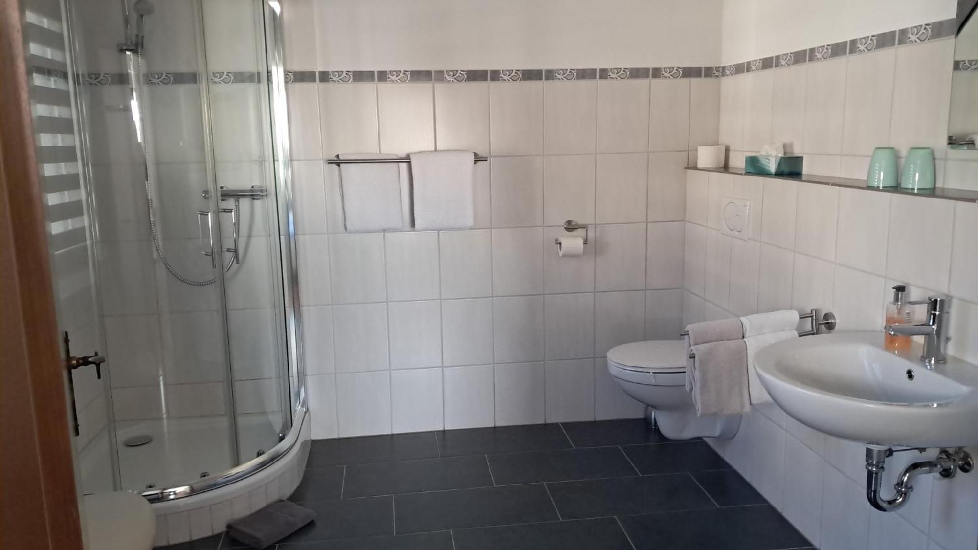 Ferienwohnung Moselnest Piesport Exterior photo